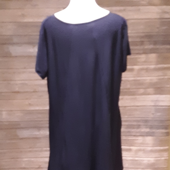 Soft Swing , figure flattering, with side pockets - Picture 2 of 3